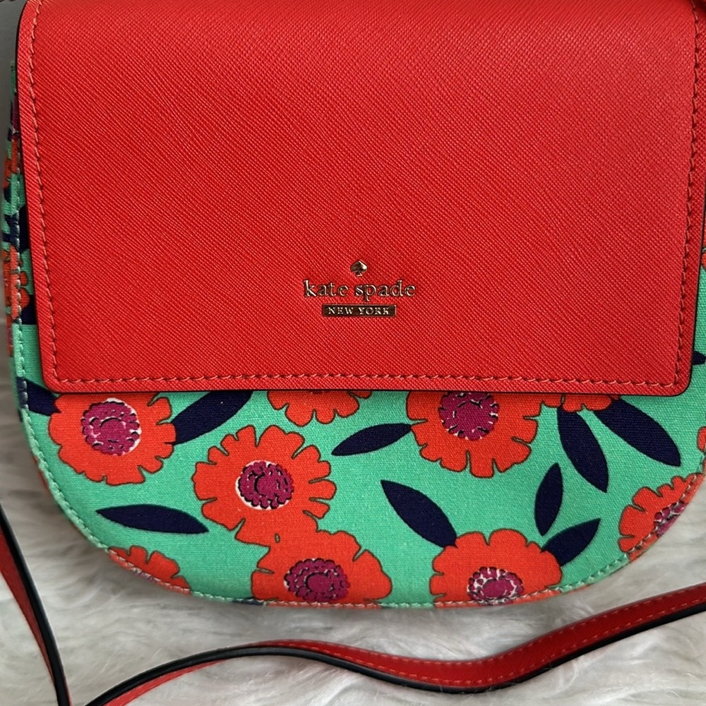 Kate spade floral byrdie crossbody bag - Picture 2 of 13